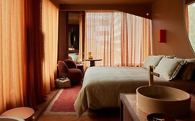 Hyde Melbourne Place